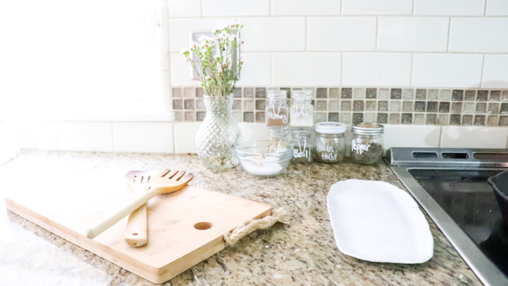 Spring home decor kitchen inspiration minimalist simple easy 