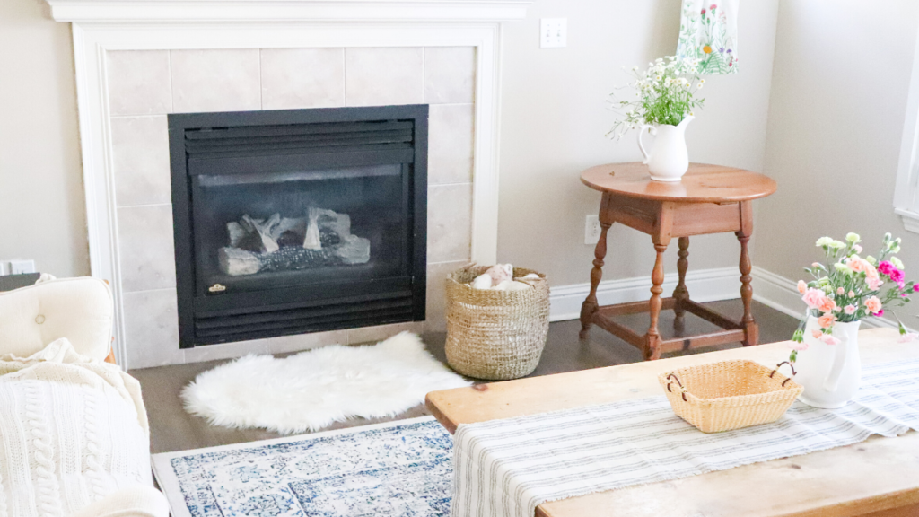 spring farmhouse coffee table beautiful fresh flowers table runner blue rug home decor fireplace