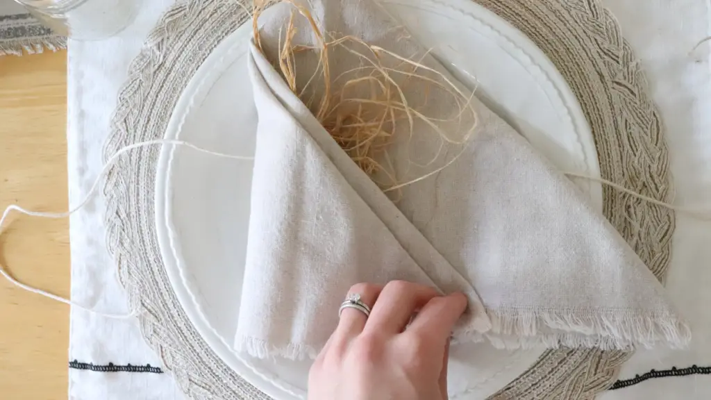 how to fold a cloth napkin for spring simple farmhouse table setting