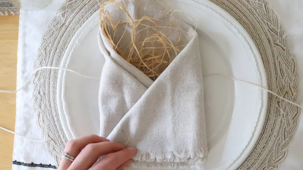 how to fold a cloth napkin for spring simple farmhouse table setting