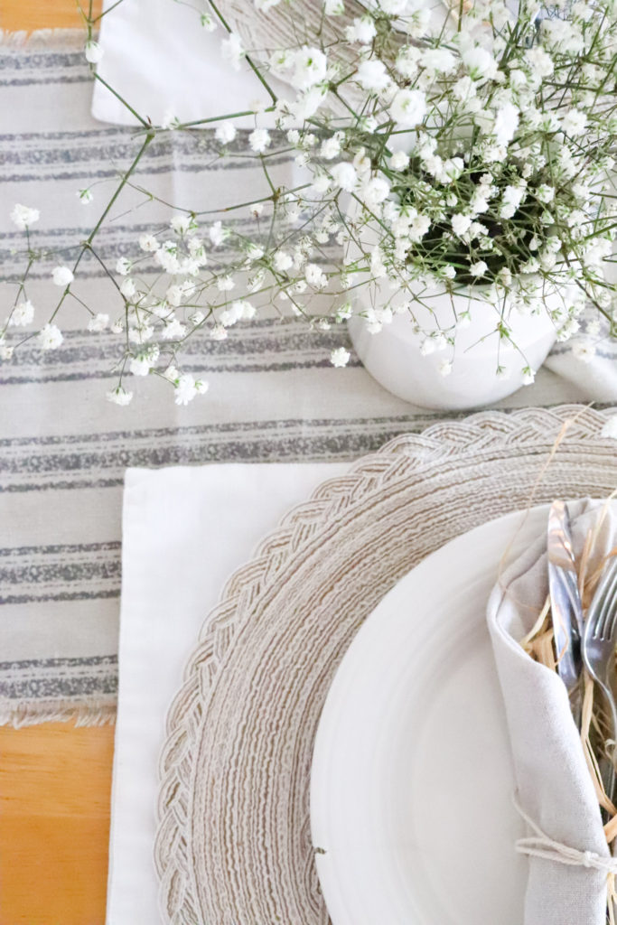 Spring tablescape ideas inspiration farmhouse simple table setting spring brunch ideas neutral colors shades of white 