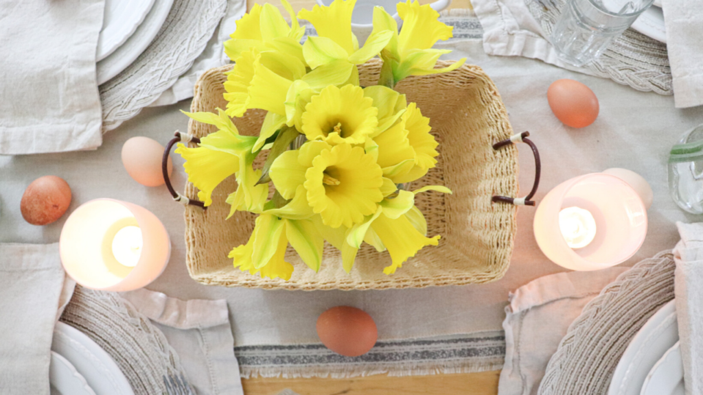 Simple tablescape for Easter