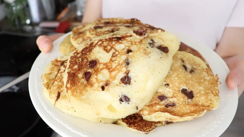 the BEST buttermilk pancake recipe