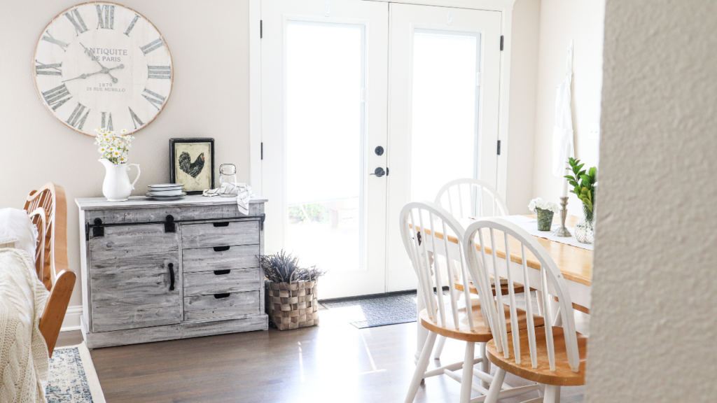 view in the living area at the homestead

#homestead #garden #homedecor #decor 