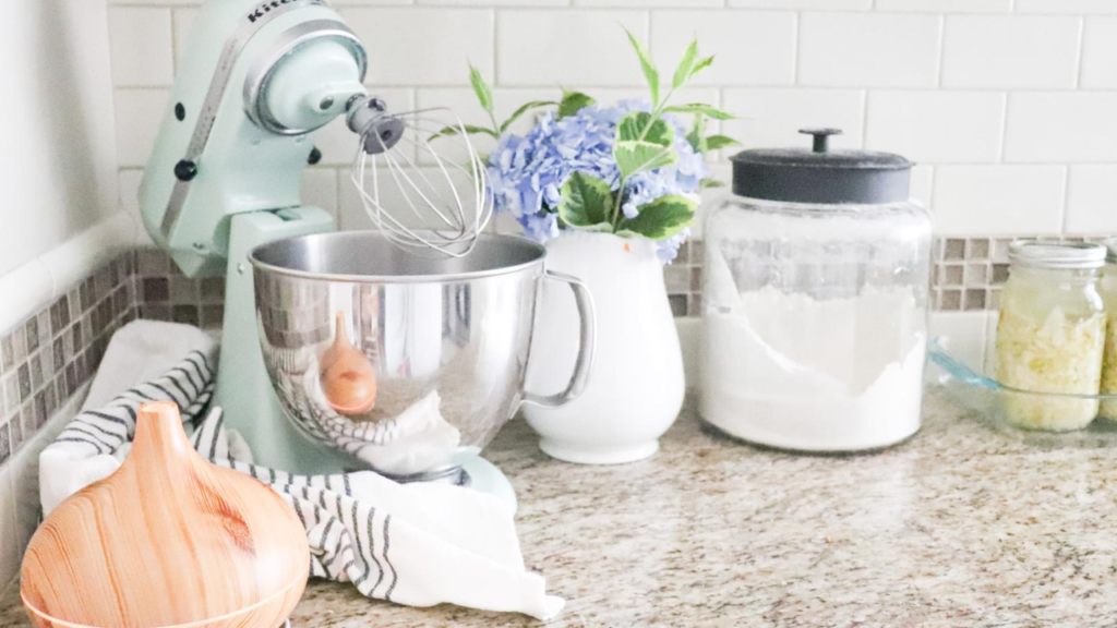 These Are the  Kitchen Essentials That Home Cooks Desperately Want  for Summer