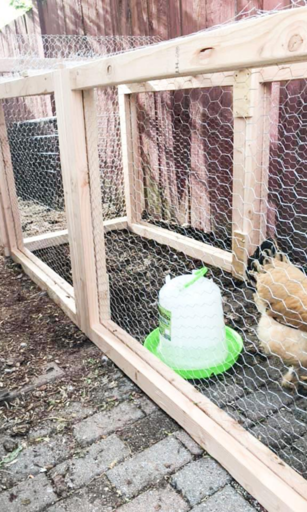 how to build a simple beautiful chicken coop DIY easy small backyard chicken coop