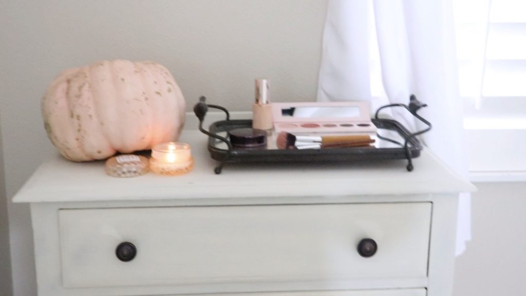 dresser decor for fall