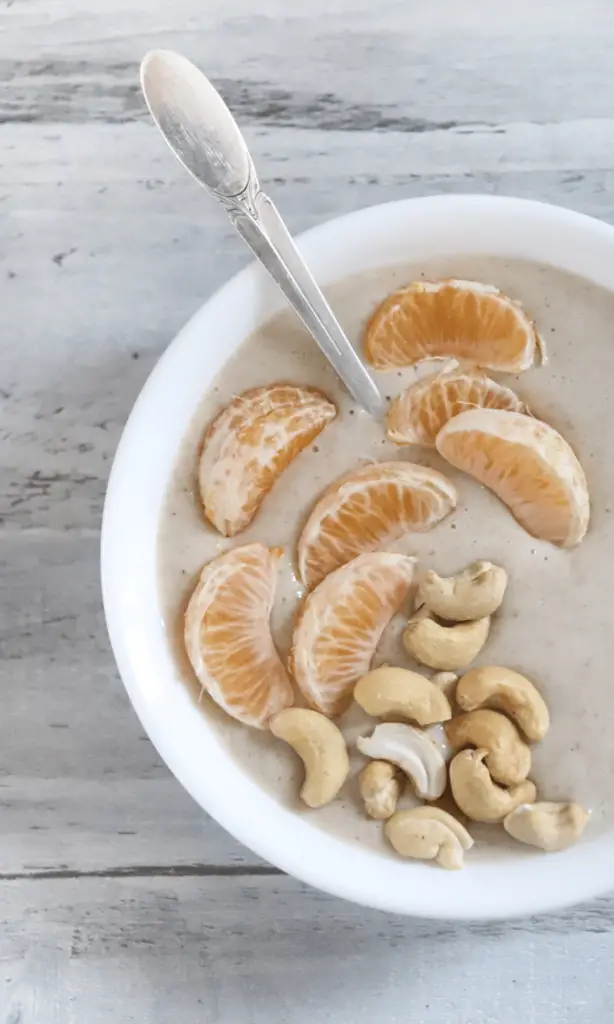 winter pear smoothie bowl