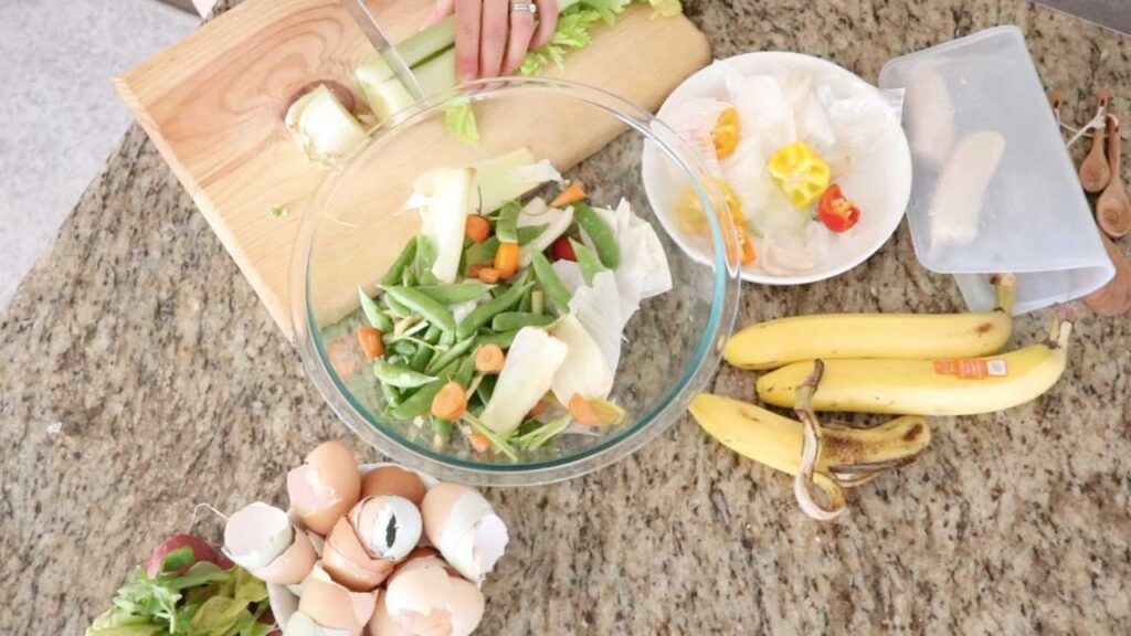 Kitchen scraps that can be composted