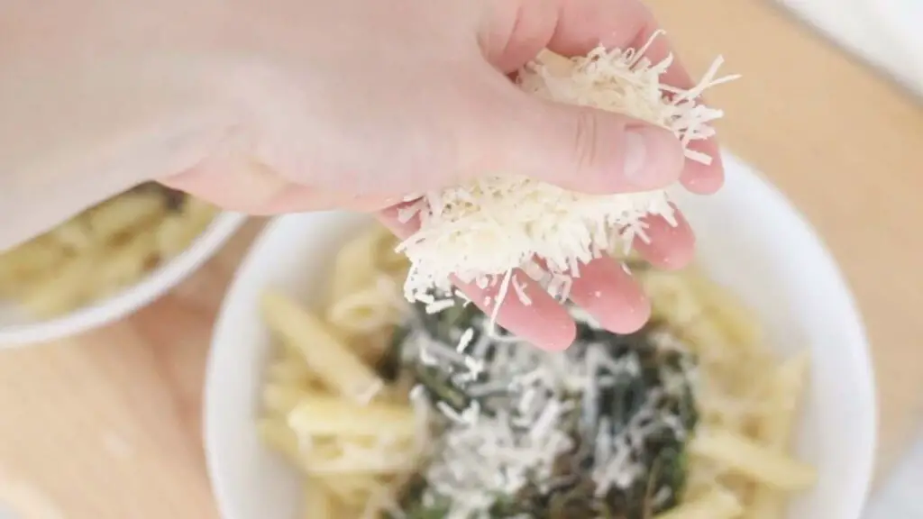 creamy kale florets pasta