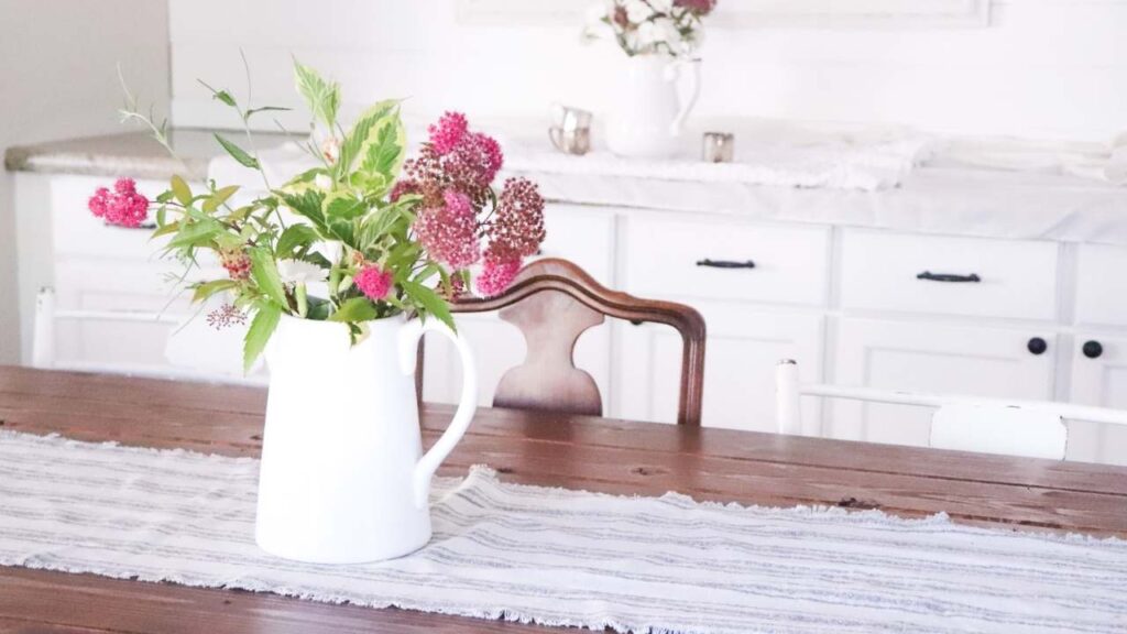 A warm and cozy summer farmhouse home tour