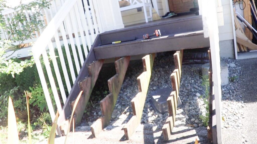 Outdoor dog ramp outlet for deck stairs