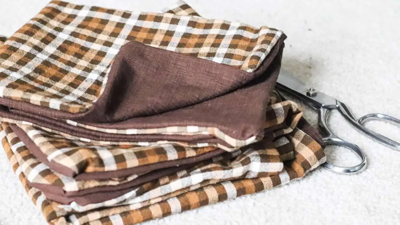 DIY cloth napkin sewing tutorial