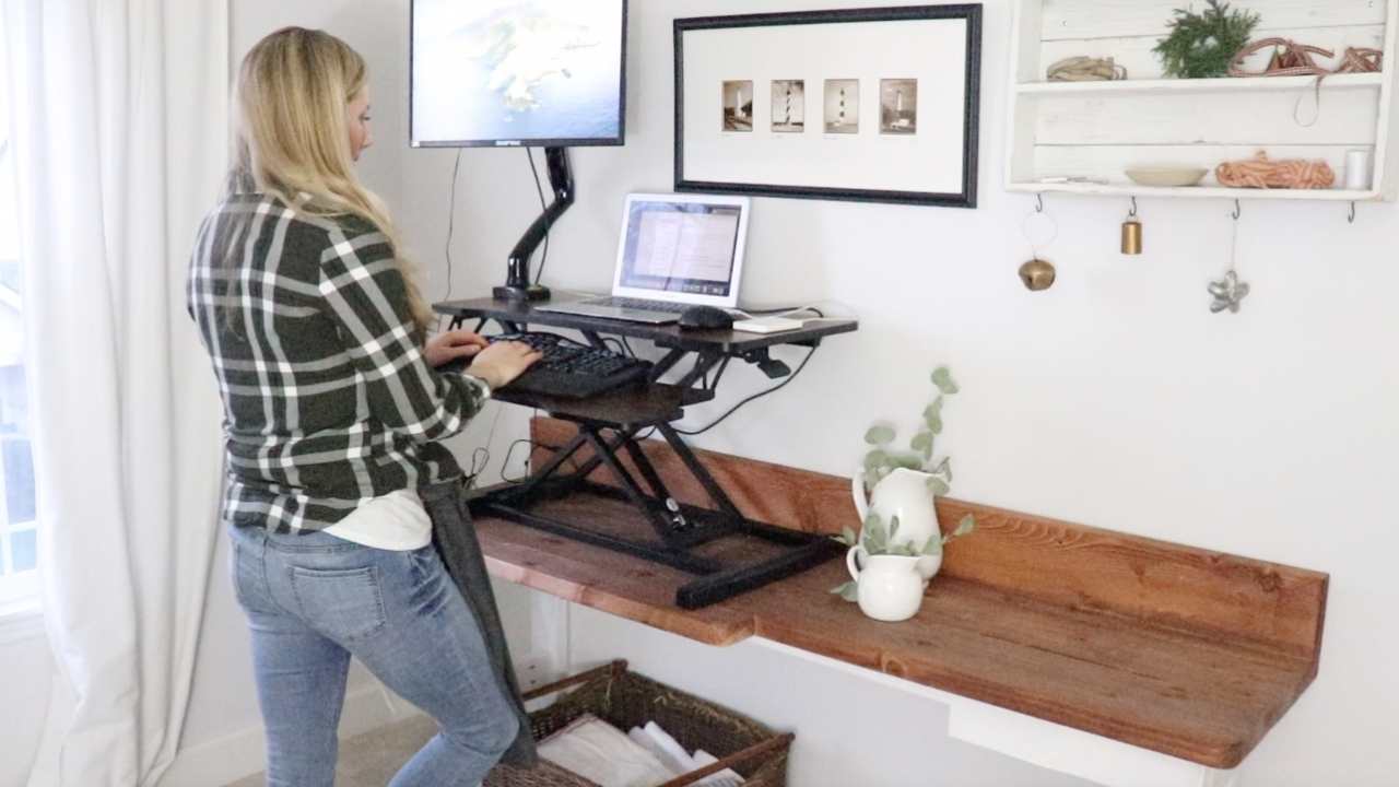 Build a DIY Computer Desk under 50 The Duvall Homestead