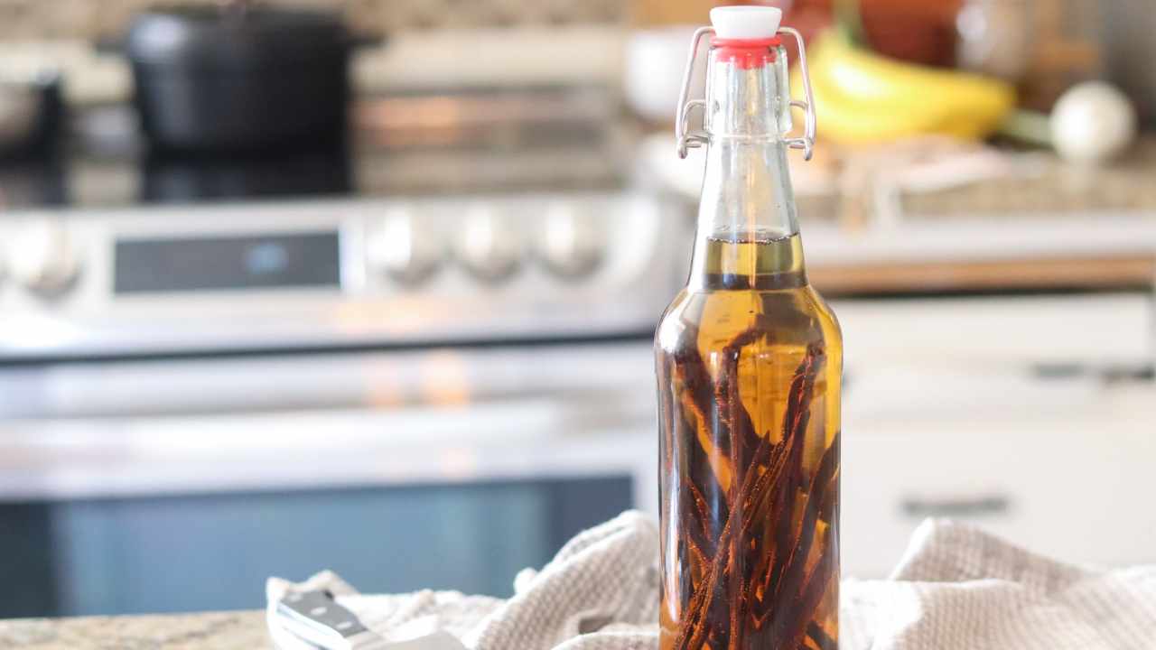 Classic Vanilla Extract Recipe The Duvall Homestead