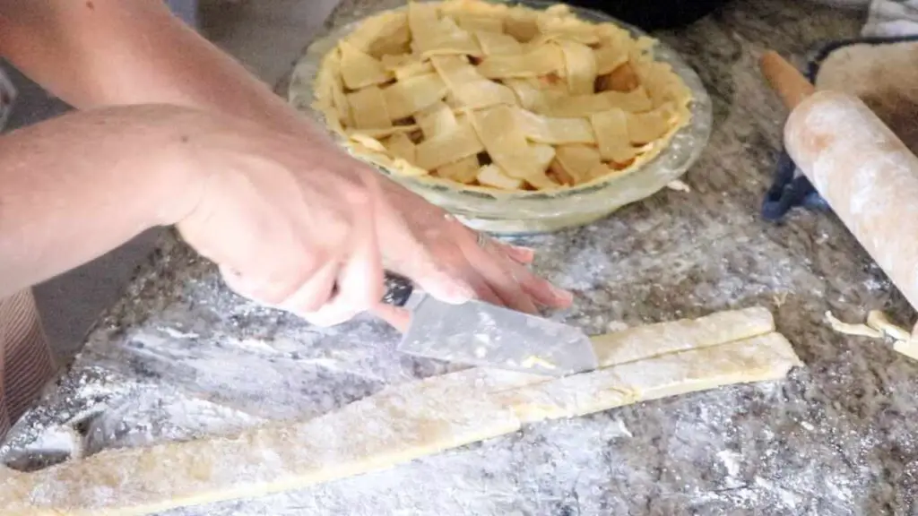 cutting einkorn sourdough pie crust into strips