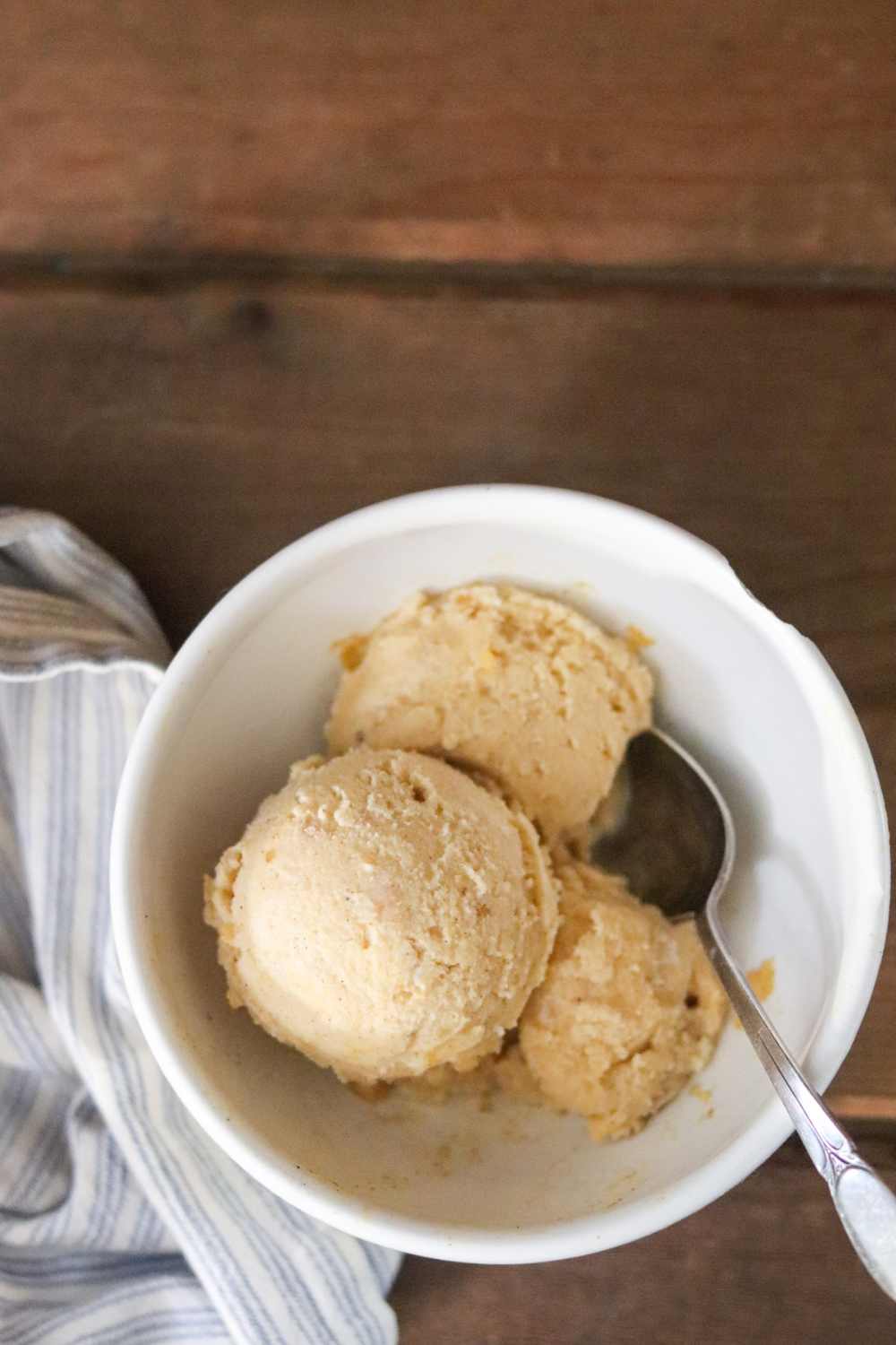 homemade pumpkin ice cream