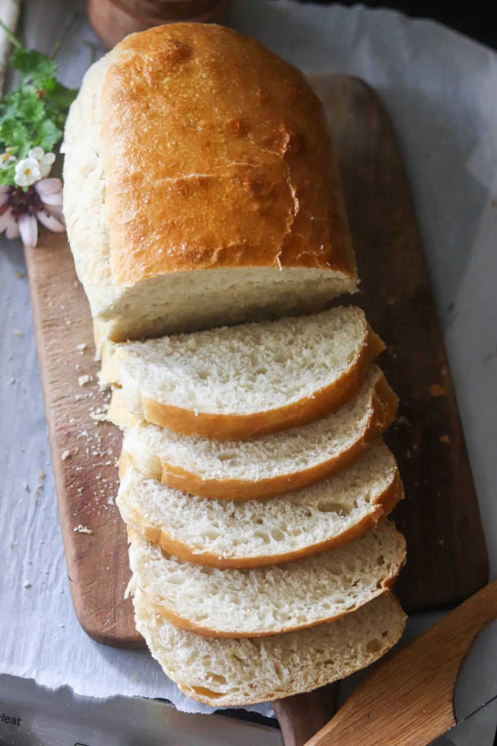 sourdough sandwich bread