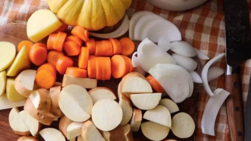 Chopped vegetables on a cutting board.